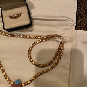 Gold Hugs & Kisses Set